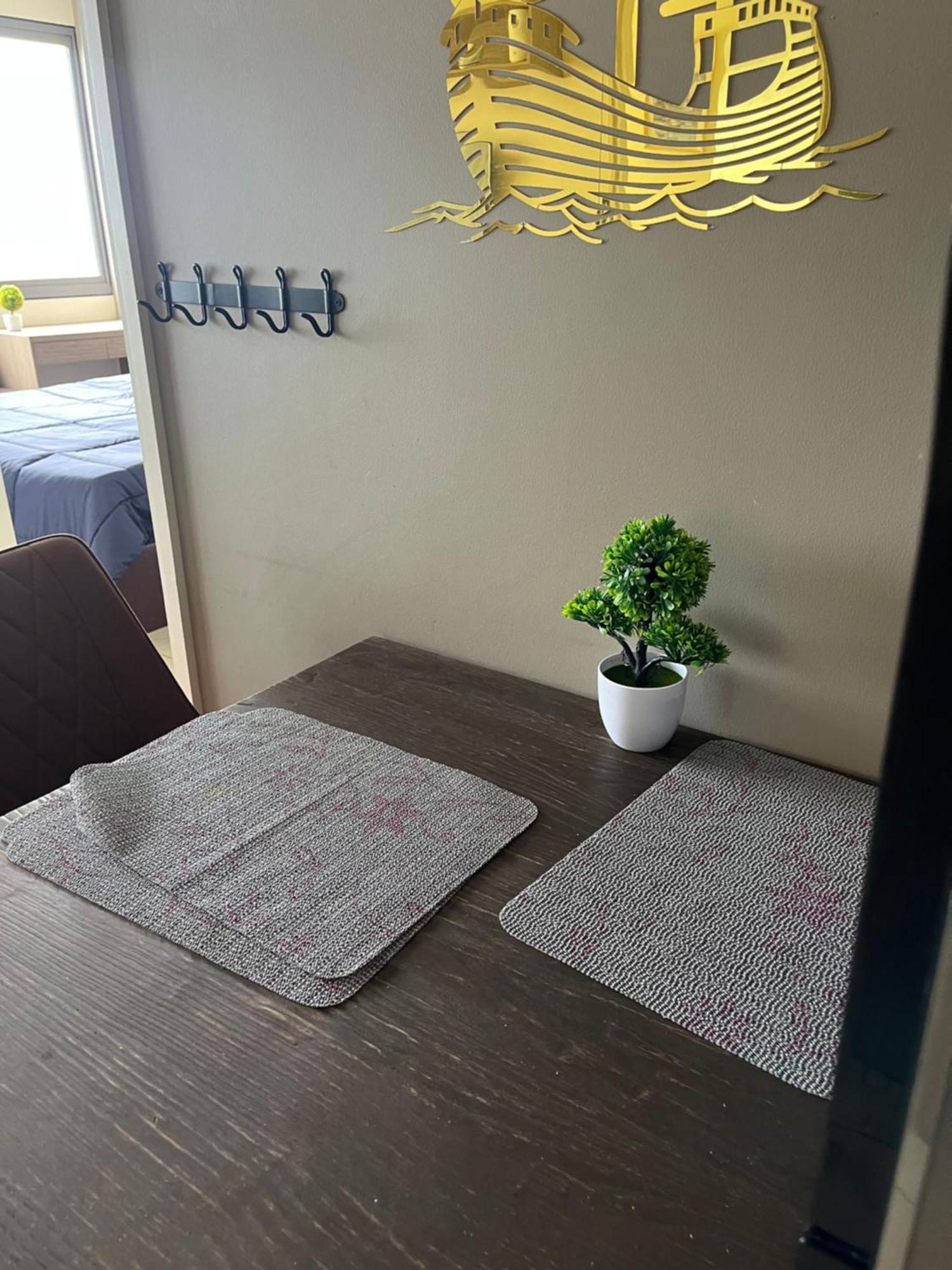 2 Bedrooms Sea View Pattaya